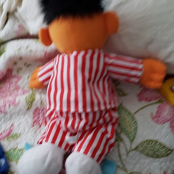 Ernie Sing and Snore 18" Doll - Picture 2 of 4